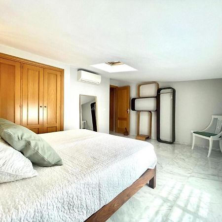 Calu Homes Duplex Cerca Playa De Huelin マラガ エクステリア 写真
