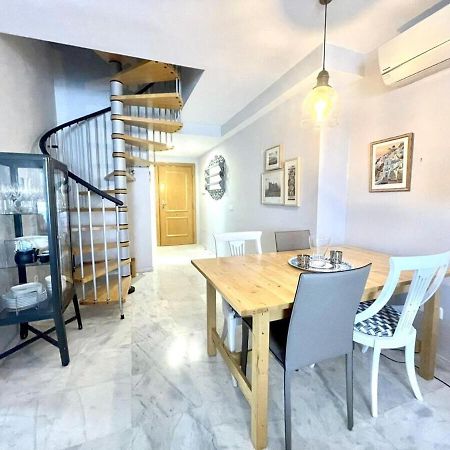 Calu Homes Duplex Cerca Playa De Huelin マラガ エクステリア 写真