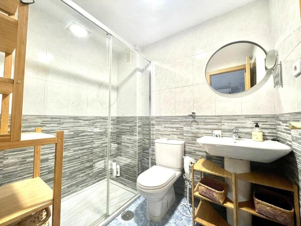 Calu Homes Duplex Cerca Playa De Huelin マラガ エクステリア 写真