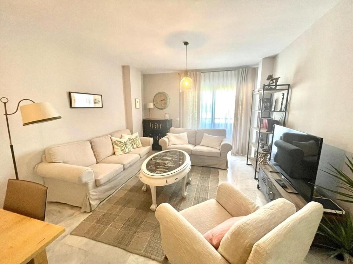 Calu Homes Duplex Cerca Playa De Huelin マラガ エクステリア 写真