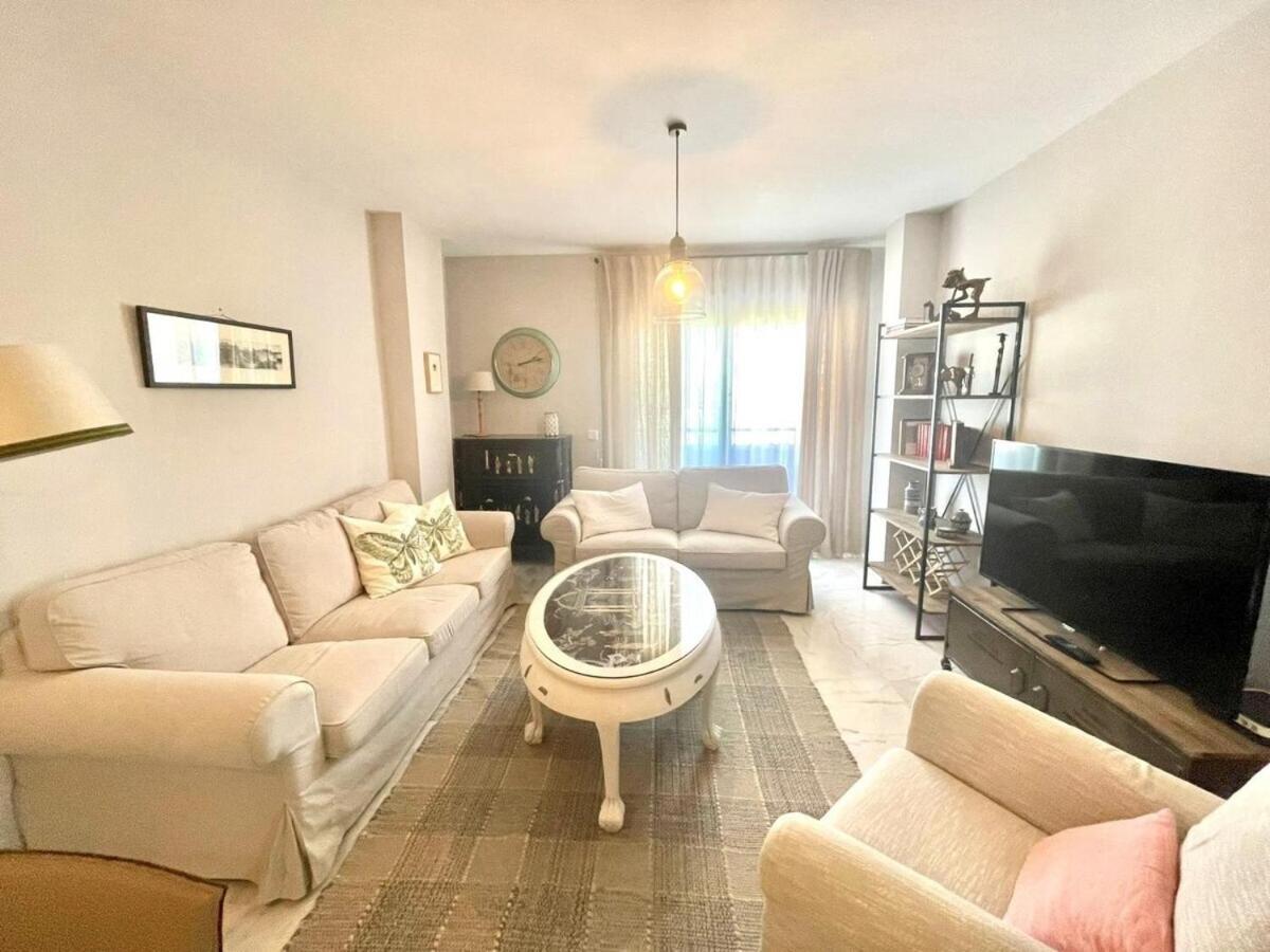 Calu Homes Duplex Cerca Playa De Huelin マラガ エクステリア 写真